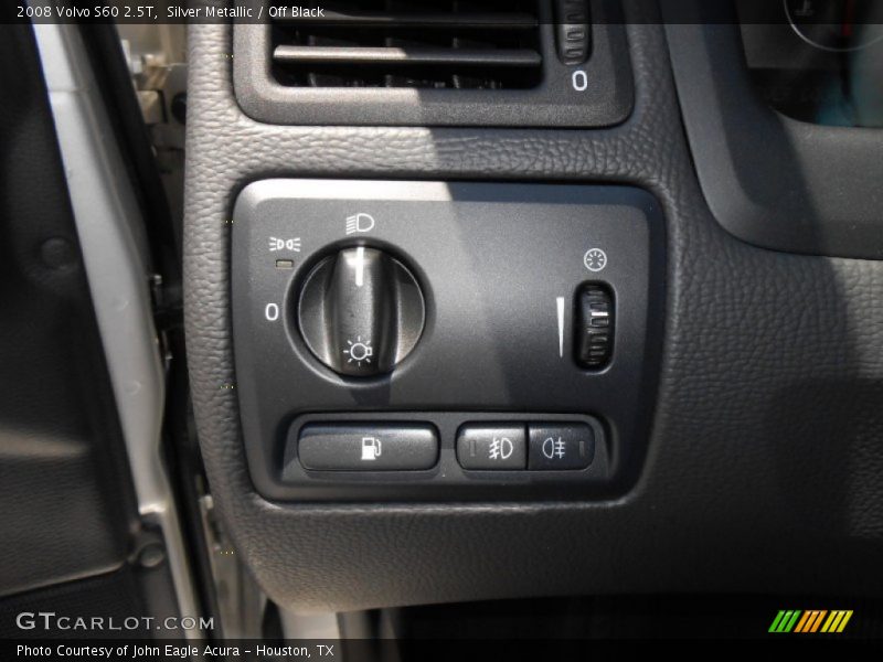 Silver Metallic / Off Black 2008 Volvo S60 2.5T
