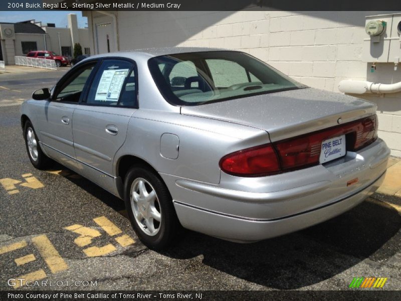 Sterling Silver Metallic / Medium Gray 2004 Buick Regal LS