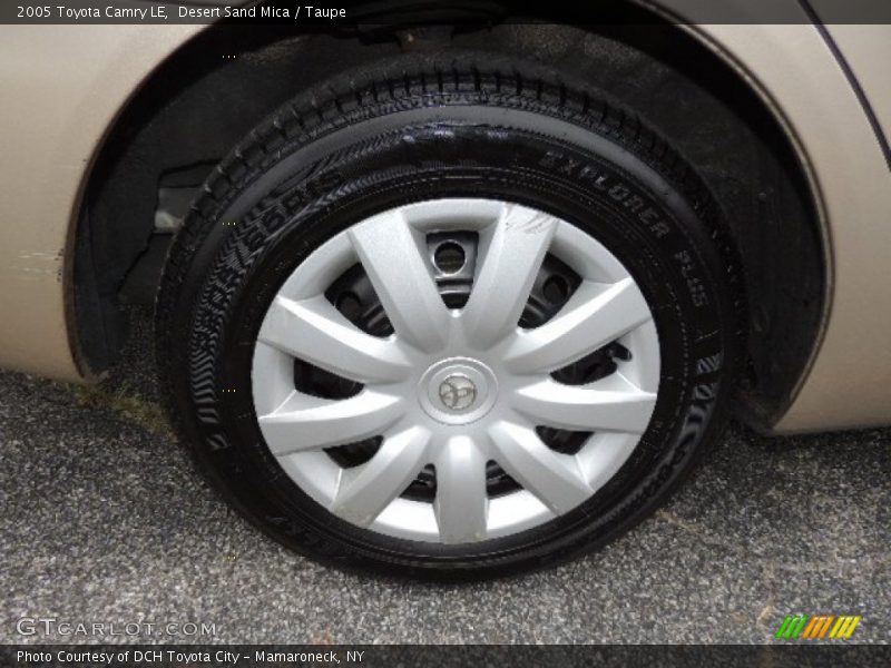 Desert Sand Mica / Taupe 2005 Toyota Camry LE