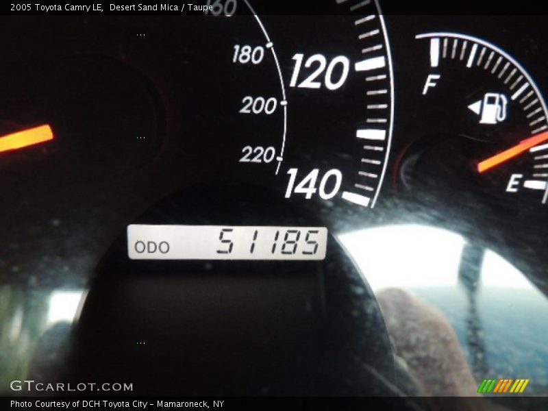 Desert Sand Mica / Taupe 2005 Toyota Camry LE