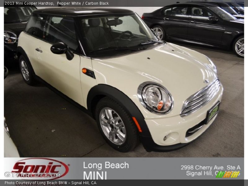 Pepper White / Carbon Black 2013 Mini Cooper Hardtop