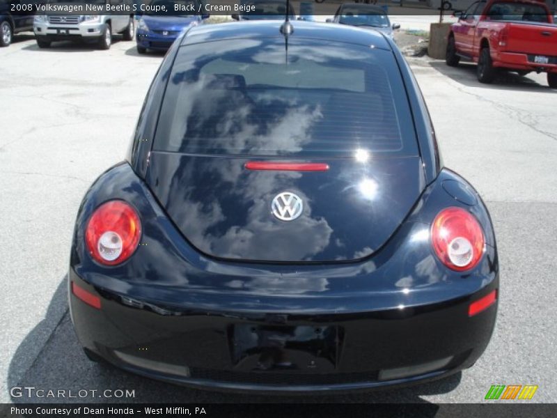 Black / Cream Beige 2008 Volkswagen New Beetle S Coupe
