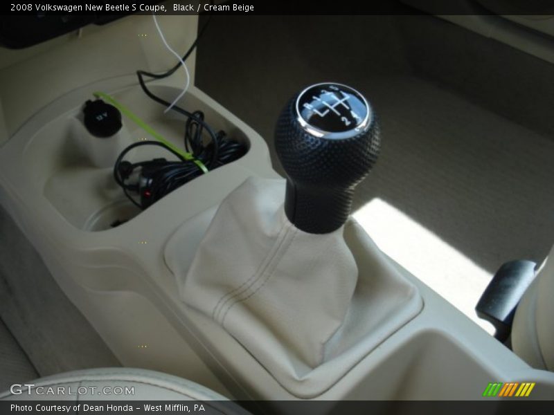 Black / Cream Beige 2008 Volkswagen New Beetle S Coupe