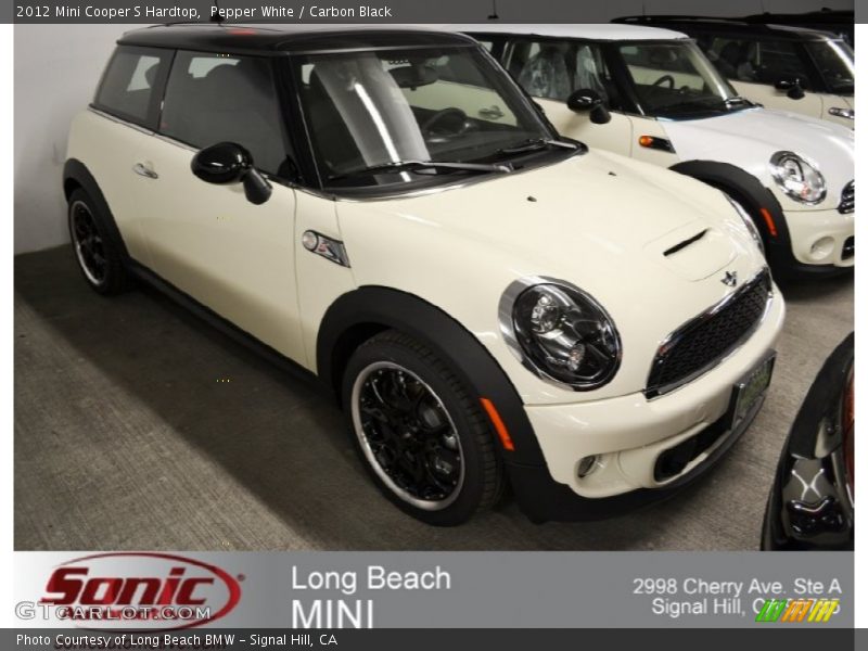 Pepper White / Carbon Black 2012 Mini Cooper S Hardtop