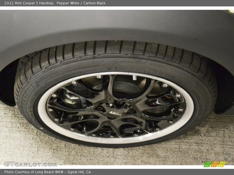 Pepper White / Carbon Black 2012 Mini Cooper S Hardtop