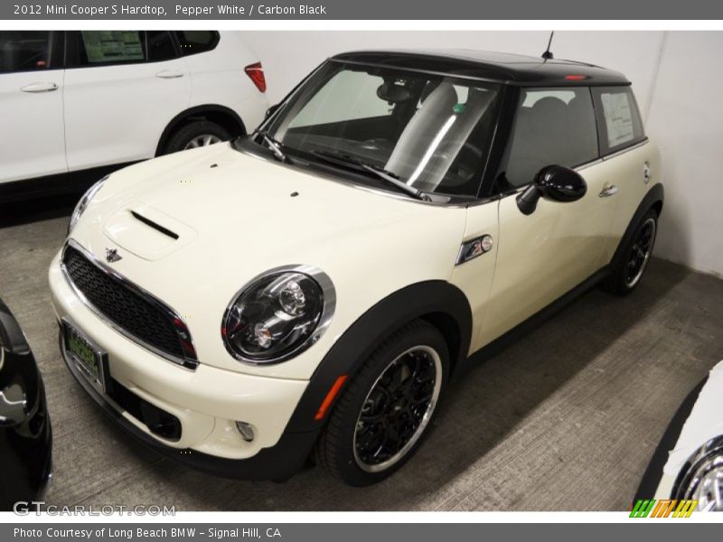 Pepper White / Carbon Black 2012 Mini Cooper S Hardtop