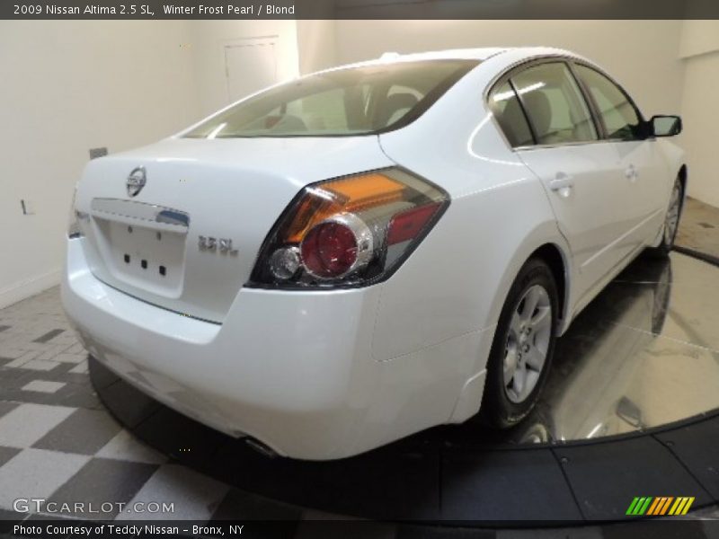 Winter Frost Pearl / Blond 2009 Nissan Altima 2.5 SL
