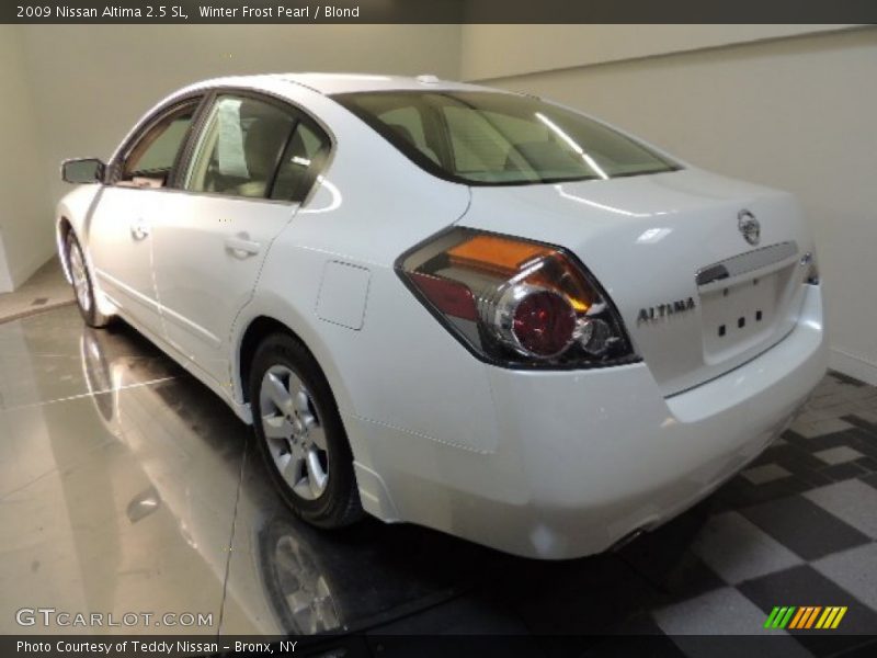 Winter Frost Pearl / Blond 2009 Nissan Altima 2.5 SL