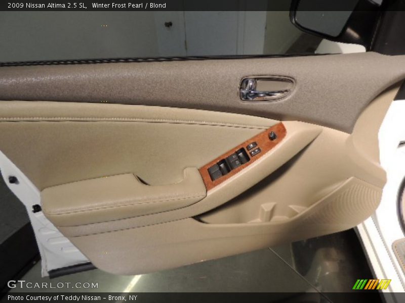 Winter Frost Pearl / Blond 2009 Nissan Altima 2.5 SL