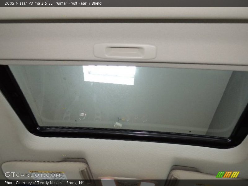 Winter Frost Pearl / Blond 2009 Nissan Altima 2.5 SL