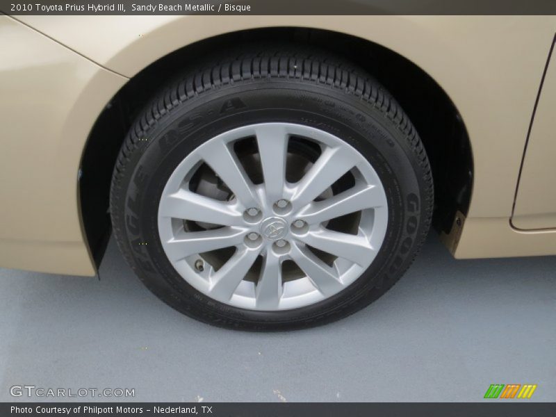 Sandy Beach Metallic / Bisque 2010 Toyota Prius Hybrid III