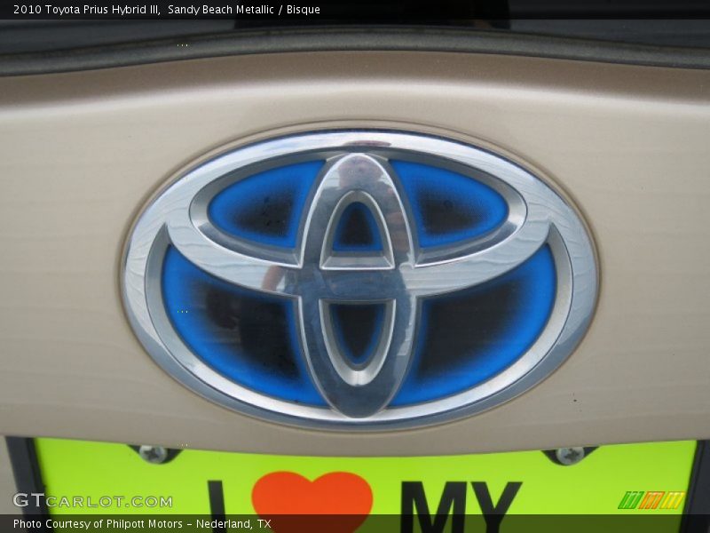 Sandy Beach Metallic / Bisque 2010 Toyota Prius Hybrid III