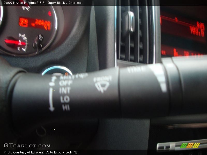 Super Black / Charcoal 2009 Nissan Maxima 3.5 S