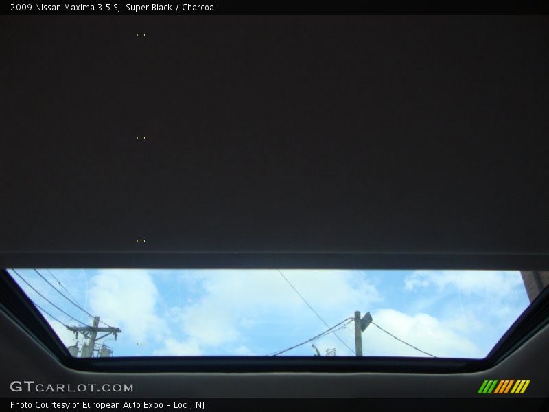 Super Black / Charcoal 2009 Nissan Maxima 3.5 S