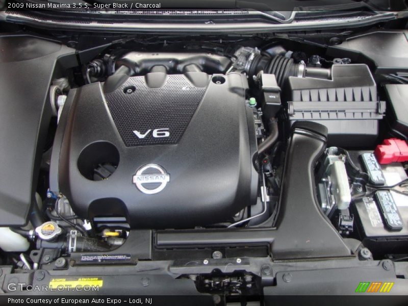Super Black / Charcoal 2009 Nissan Maxima 3.5 S