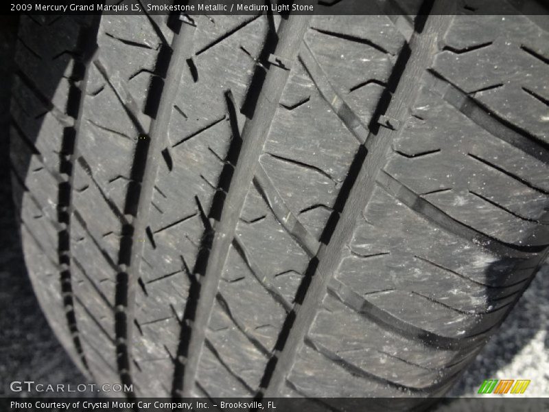 Smokestone Metallic / Medium Light Stone 2009 Mercury Grand Marquis LS