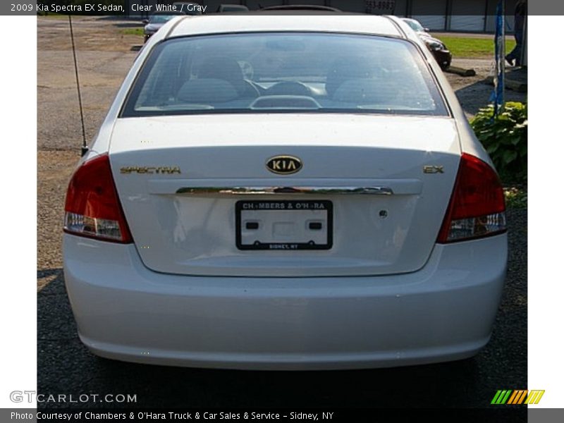 Clear White / Gray 2009 Kia Spectra EX Sedan