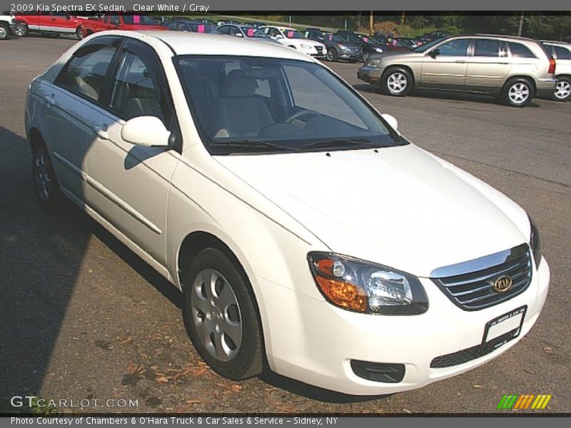 Clear White / Gray 2009 Kia Spectra EX Sedan