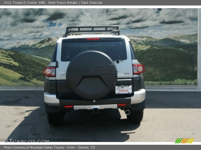 Silver Fresco Metallic / Dark Charcoal 2012 Toyota FJ Cruiser 4WD