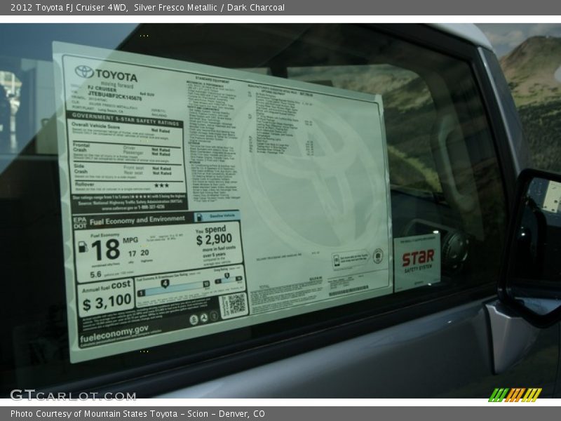 Silver Fresco Metallic / Dark Charcoal 2012 Toyota FJ Cruiser 4WD