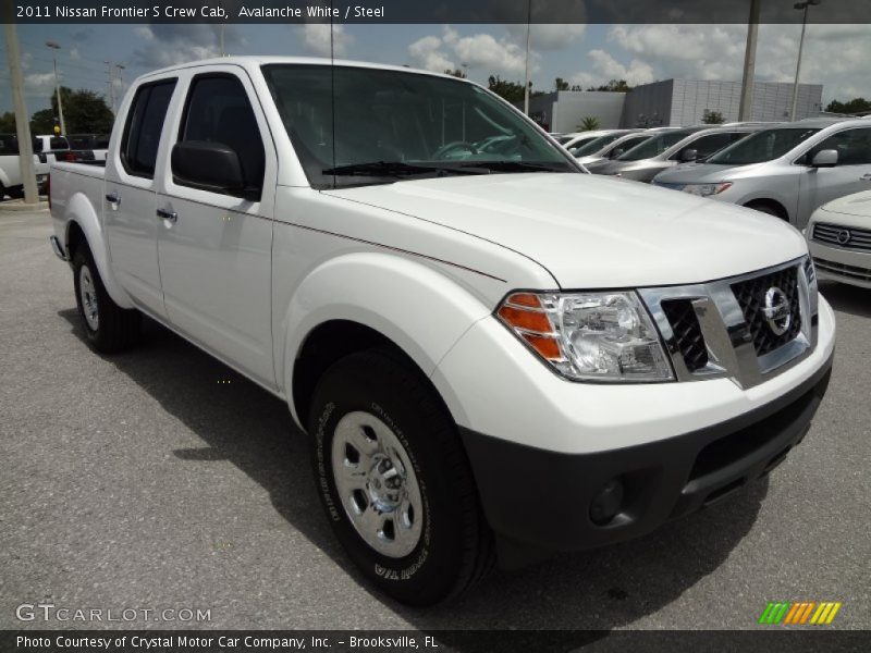 Avalanche White / Steel 2011 Nissan Frontier S Crew Cab