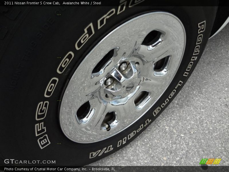 Avalanche White / Steel 2011 Nissan Frontier S Crew Cab