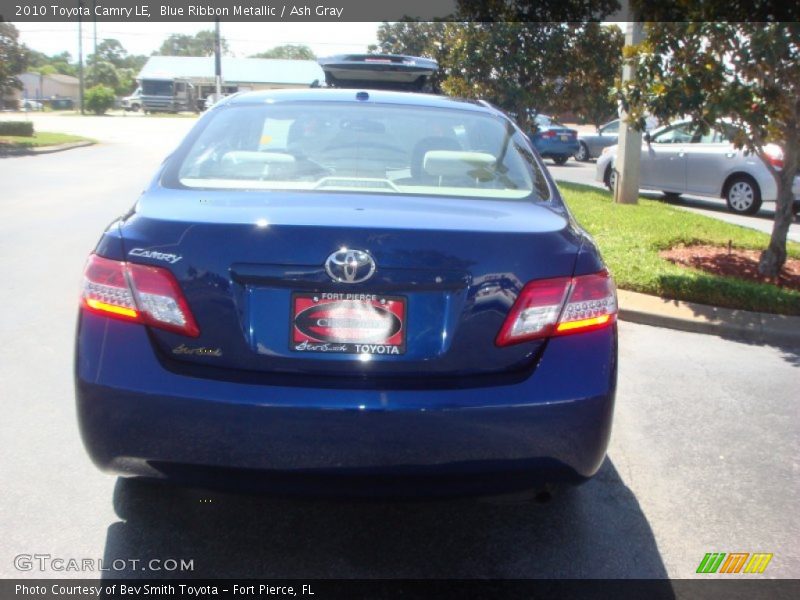 Blue Ribbon Metallic / Ash Gray 2010 Toyota Camry LE
