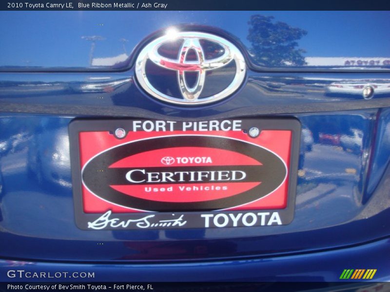 Blue Ribbon Metallic / Ash Gray 2010 Toyota Camry LE