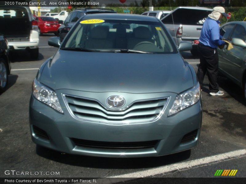 Aloe Green Metallic / Bisque 2010 Toyota Camry LE