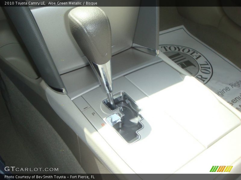 Aloe Green Metallic / Bisque 2010 Toyota Camry LE