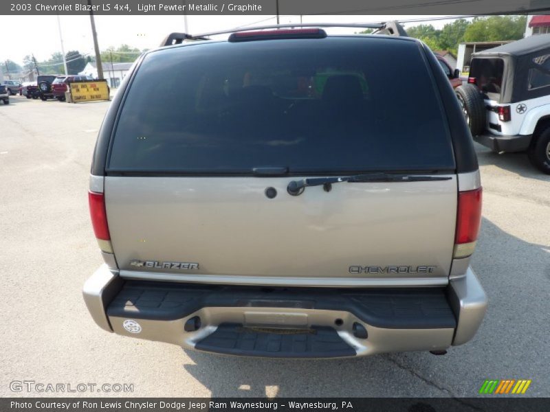 Light Pewter Metallic / Graphite 2003 Chevrolet Blazer LS 4x4