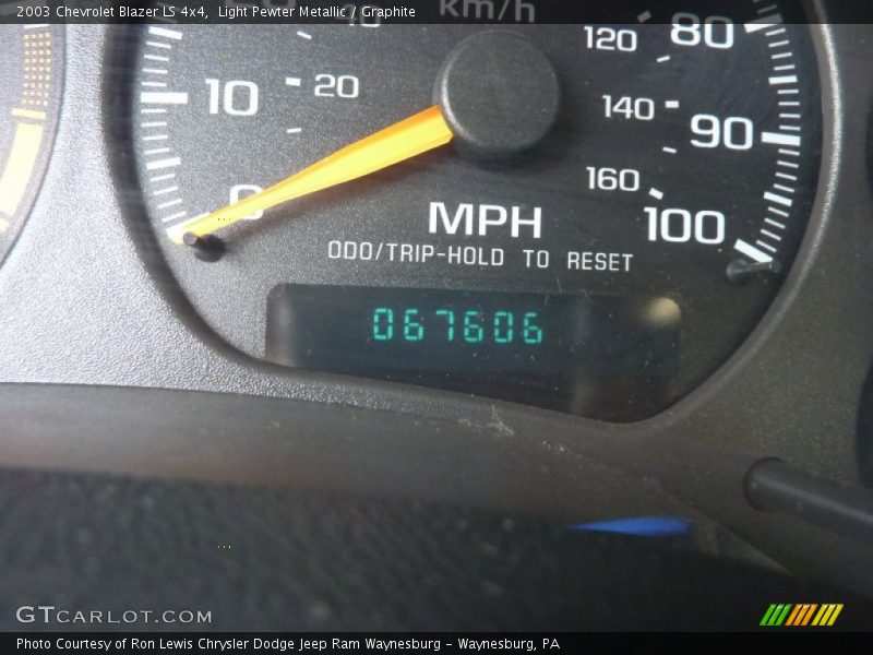 Light Pewter Metallic / Graphite 2003 Chevrolet Blazer LS 4x4