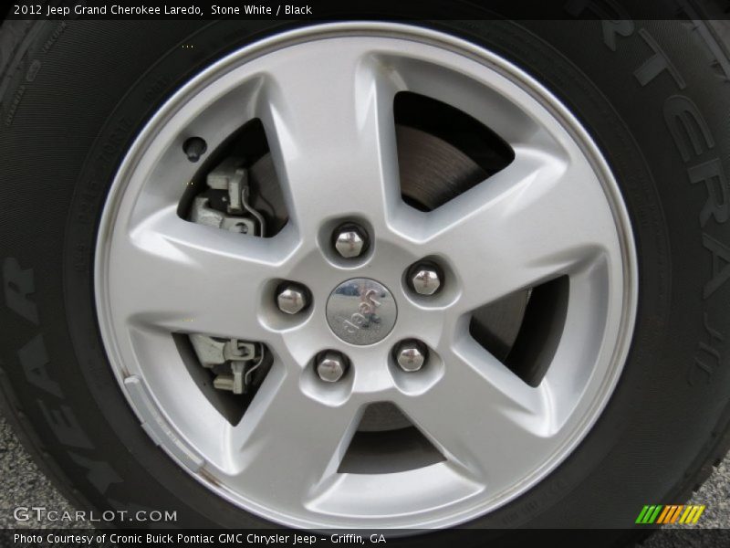 Stone White / Black 2012 Jeep Grand Cherokee Laredo
