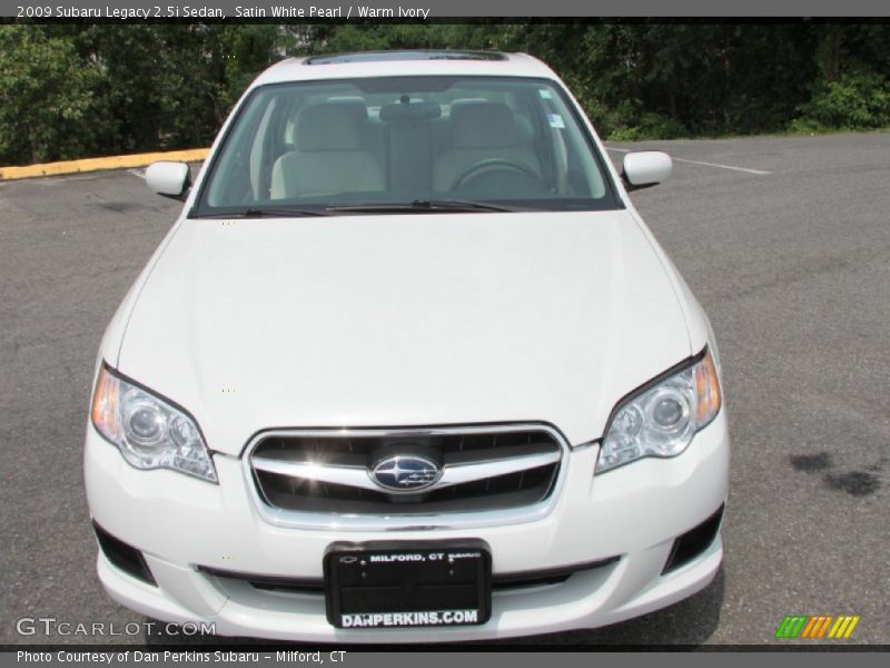 Satin White Pearl / Warm Ivory 2009 Subaru Legacy 2.5i Sedan