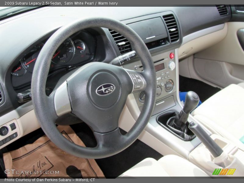 Satin White Pearl / Warm Ivory 2009 Subaru Legacy 2.5i Sedan