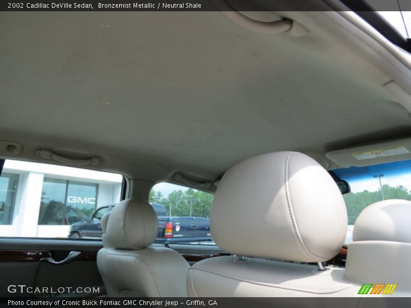 Bronzemist Metallic / Neutral Shale 2002 Cadillac DeVille Sedan