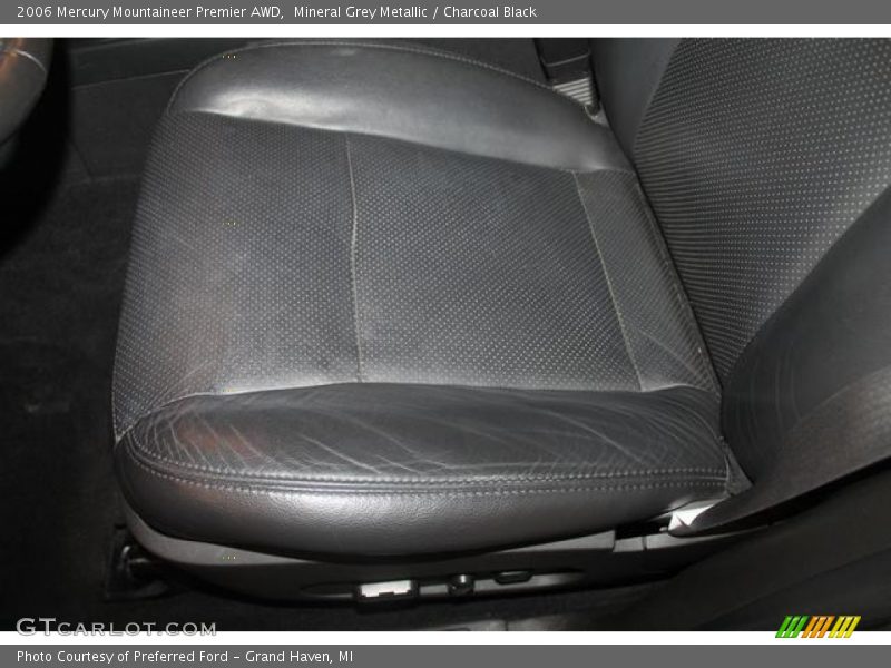 Mineral Grey Metallic / Charcoal Black 2006 Mercury Mountaineer Premier AWD