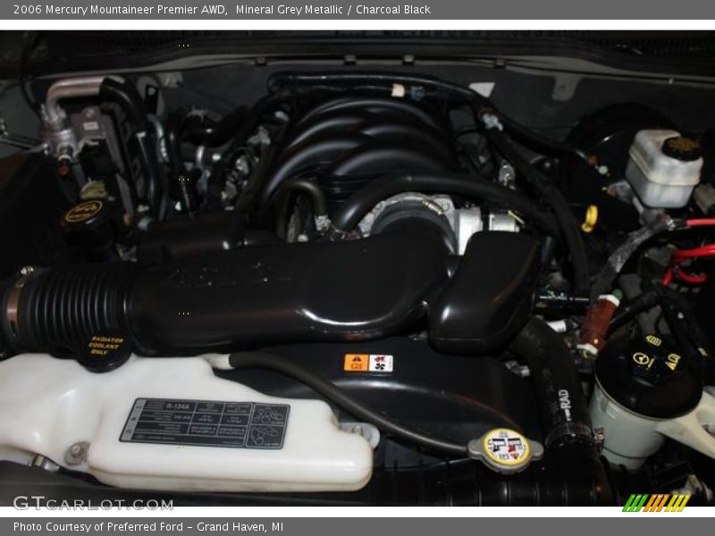  2006 Mountaineer Premier AWD Engine - 4.6 Liter SOHC 24-Valve V8