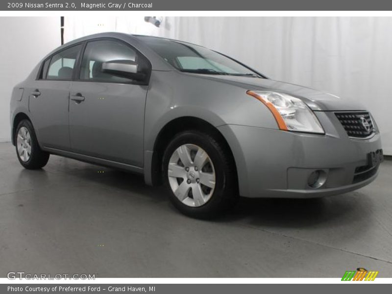 Magnetic Gray / Charcoal 2009 Nissan Sentra 2.0
