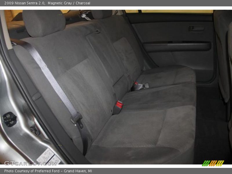 Magnetic Gray / Charcoal 2009 Nissan Sentra 2.0