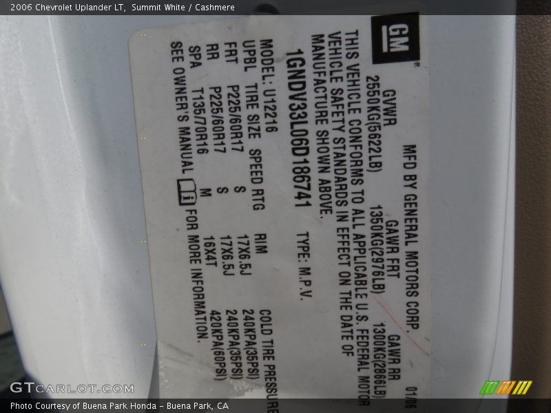 Summit White / Cashmere 2006 Chevrolet Uplander LT