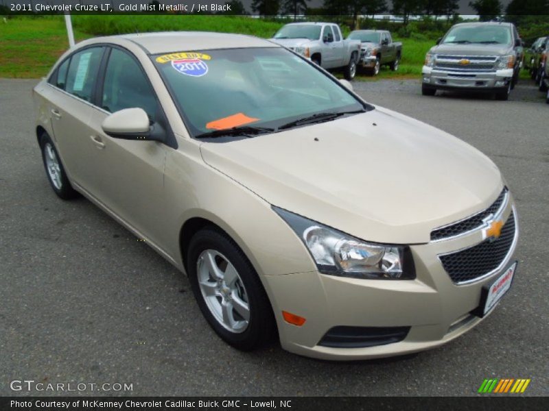 Gold Mist Metallic / Jet Black 2011 Chevrolet Cruze LT