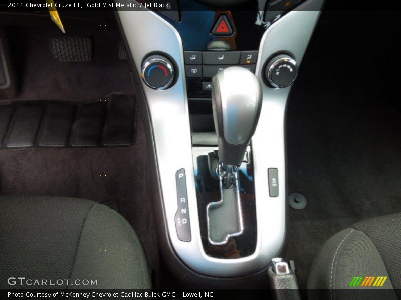 Gold Mist Metallic / Jet Black 2011 Chevrolet Cruze LT