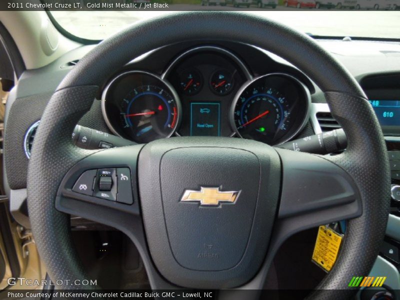 Gold Mist Metallic / Jet Black 2011 Chevrolet Cruze LT