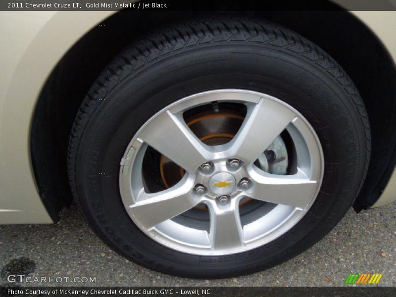 Gold Mist Metallic / Jet Black 2011 Chevrolet Cruze LT