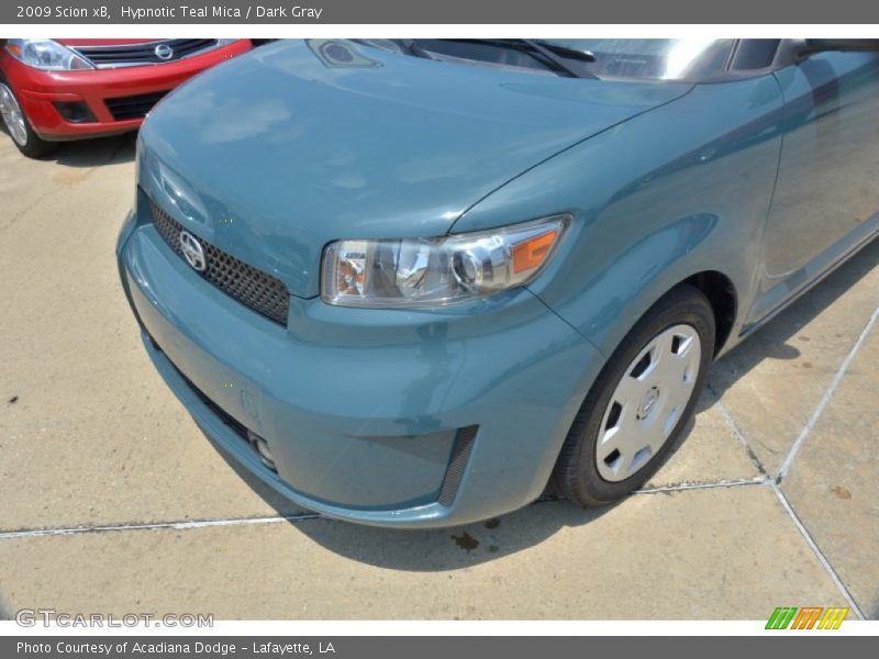 Hypnotic Teal Mica / Dark Gray 2009 Scion xB