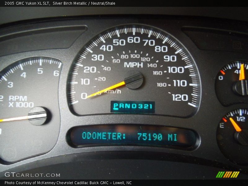 Silver Birch Metallic / Neutral/Shale 2005 GMC Yukon XL SLT