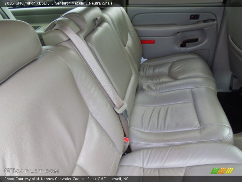 Silver Birch Metallic / Neutral/Shale 2005 GMC Yukon XL SLT