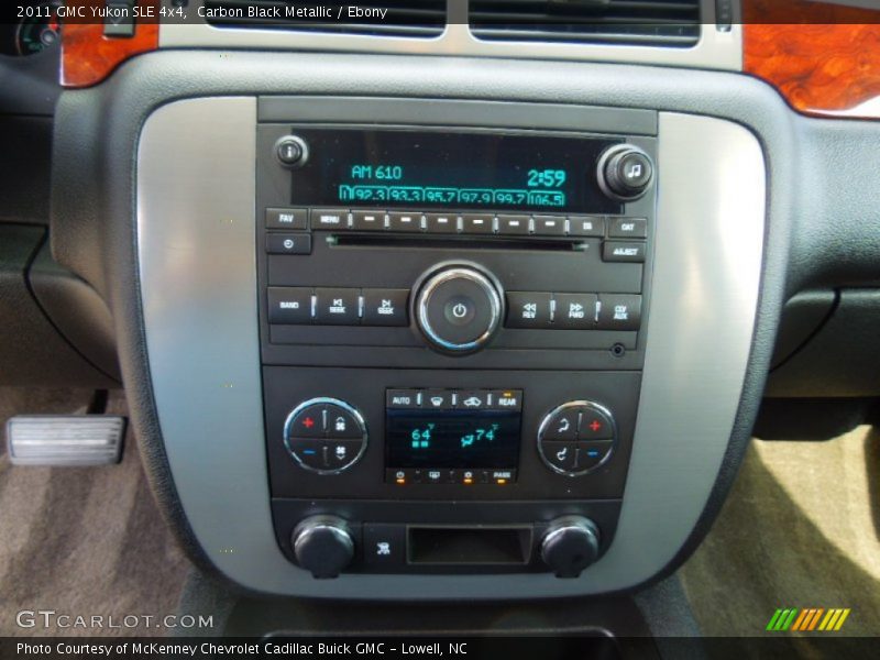 Carbon Black Metallic / Ebony 2011 GMC Yukon SLE 4x4