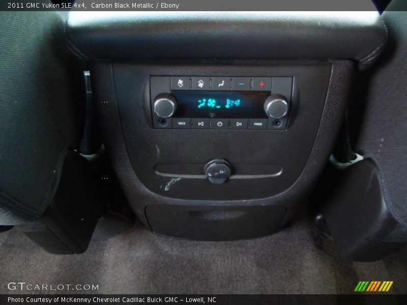 Carbon Black Metallic / Ebony 2011 GMC Yukon SLE 4x4